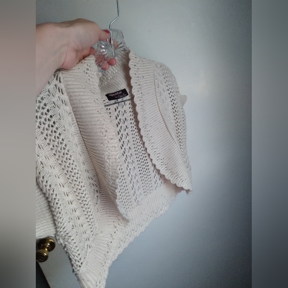 Cream knit cover up sweater - Picture 9 of 12